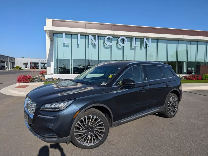 2022 Lincoln Corsair Reserve photo 1