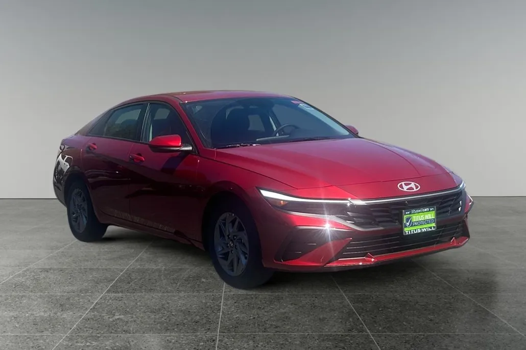 2025 Hyundai Elantra Hybrid Blue photo 1
