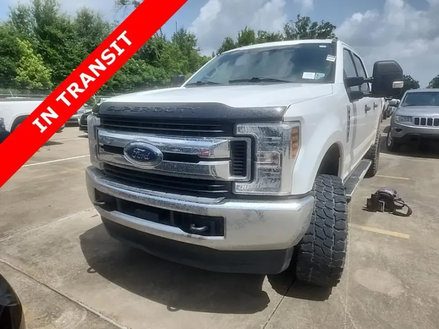 2019 Ford F-250 XLT photo 1