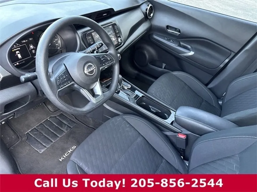 2024 Nissan Kicks SV photo 1