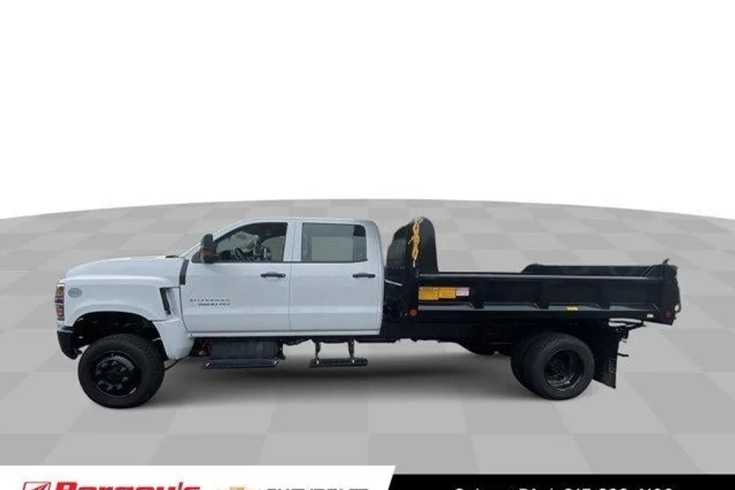 2024 Chevrolet Silverado 5500HD Work Truck photo 1