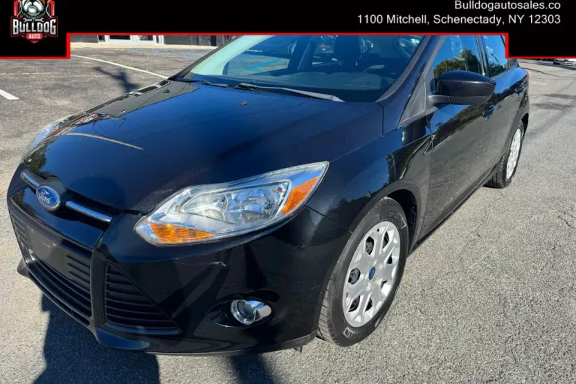 2012 Ford Focus SE photo 1