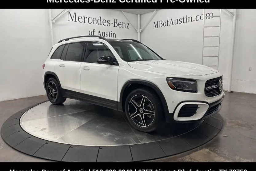 2024 Mercedes Benz GLB 250 photo 1