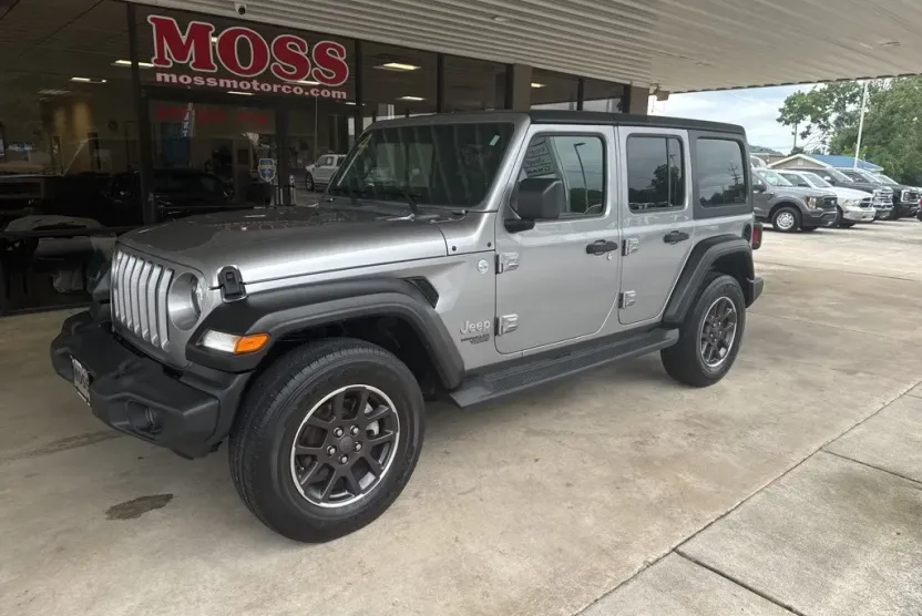 2019 Jeep Wrangler Unlimited Sport S photo 1