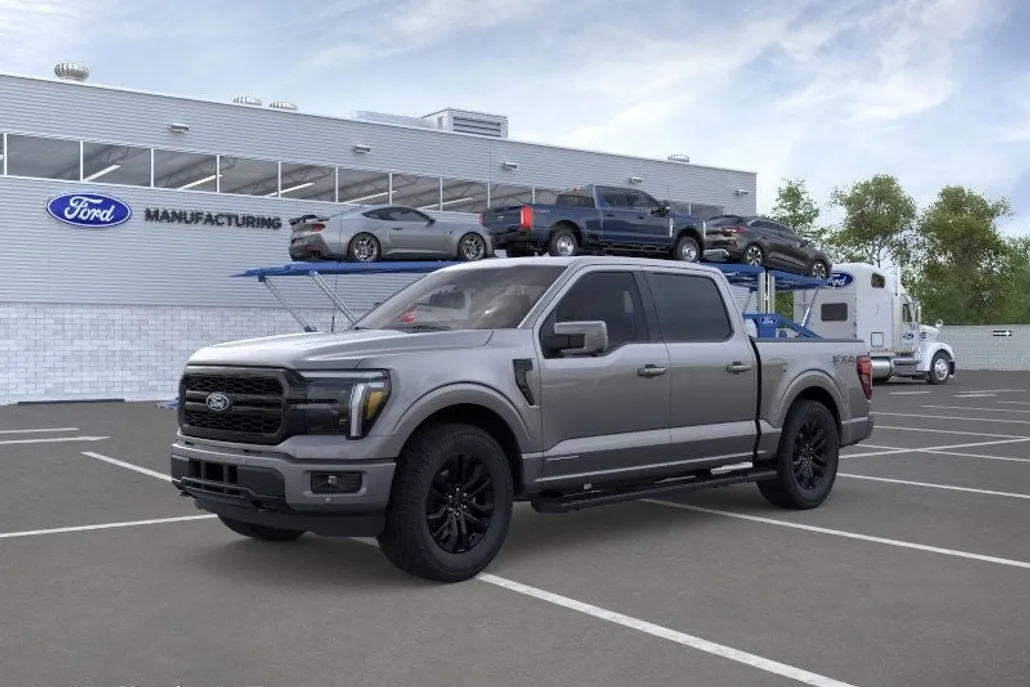 2025 Ford F-150 Lariat photo 1