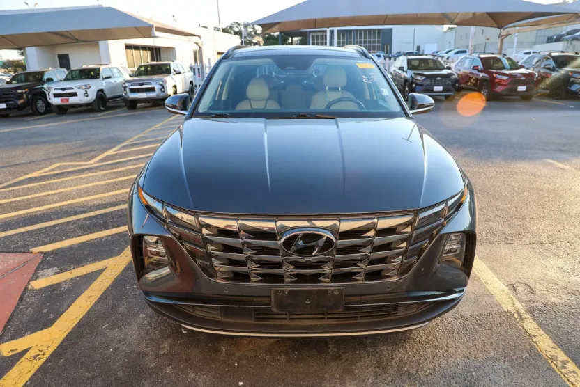2022 Hyundai Tucson Limited photo 1