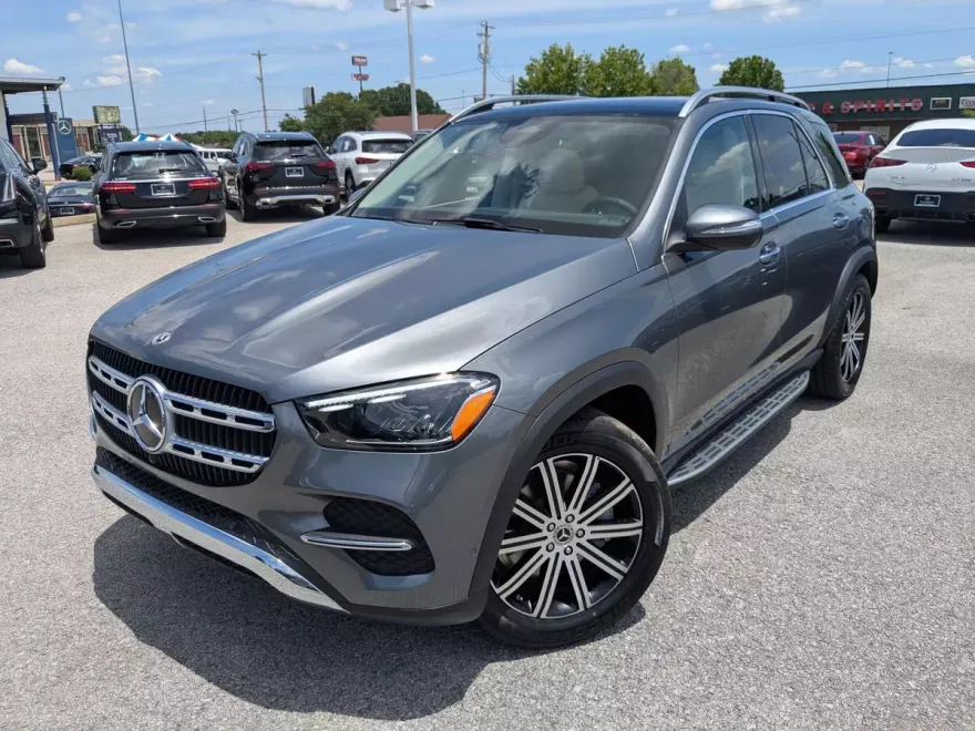2025 Mercedes Benz GLE 350 4MATIC photo 1