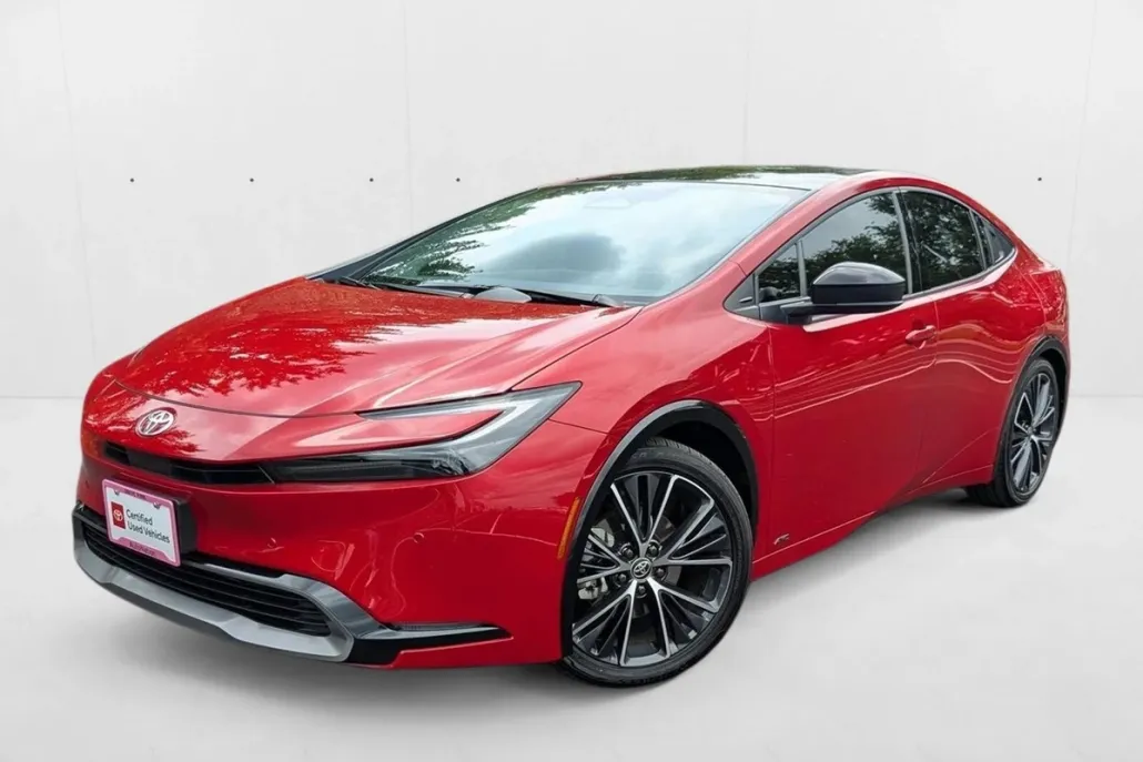 2025 Toyota Prius XLE photo 1