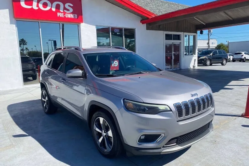 2019 Jeep Cherokee Limited photo 1