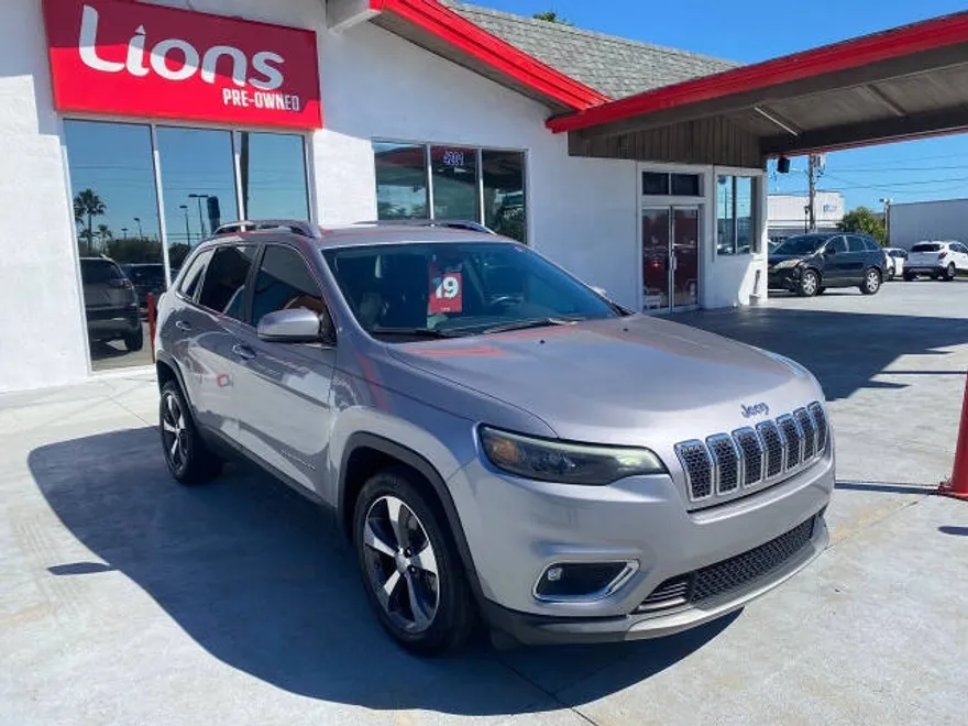 2019 Jeep Cherokee Limited photo 1