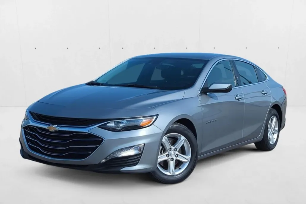 2023 Chevrolet Malibu 1LT photo 1