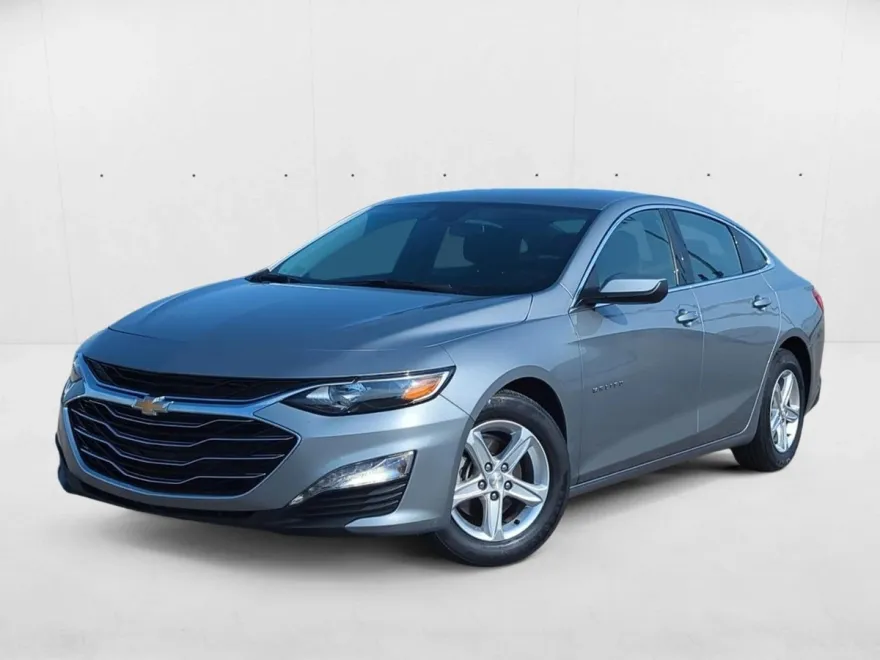 2023 Chevrolet Malibu 1LT photo 1
