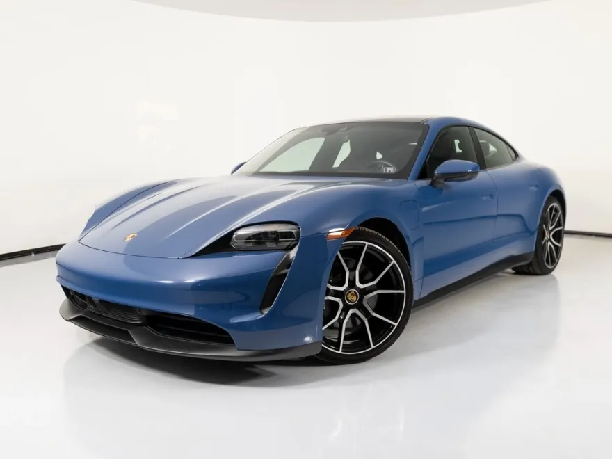 2023 Porsche Taycan photo 1