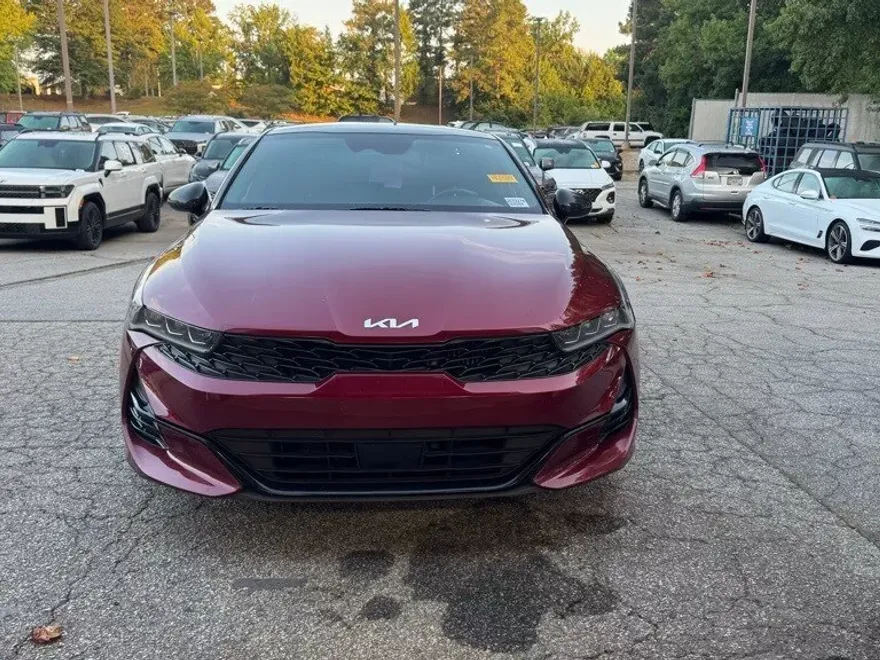 2022 Kia K5 GT-Line photo 1