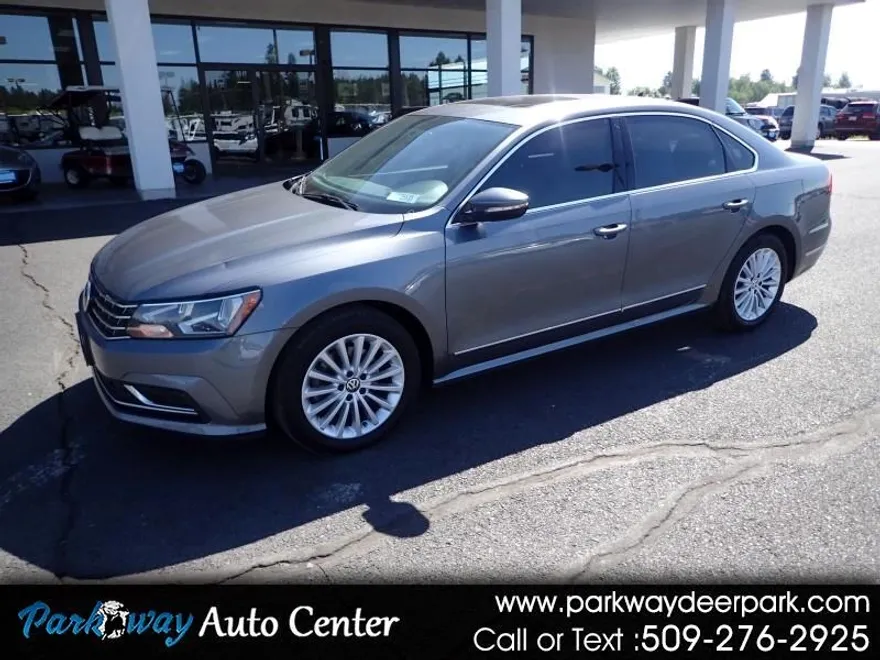 2016 Volkswagen Passat SE photo 1