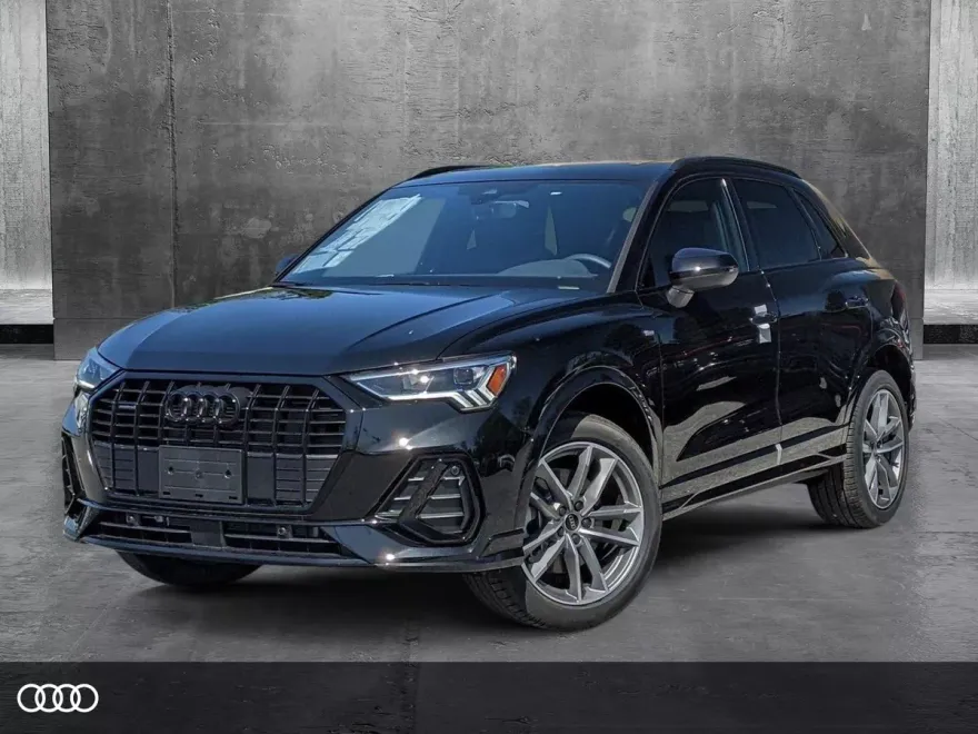 2025 Audi Q3 S line Premium photo 1