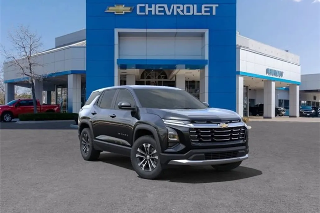 2026 Chevrolet Equinox LT photo 1