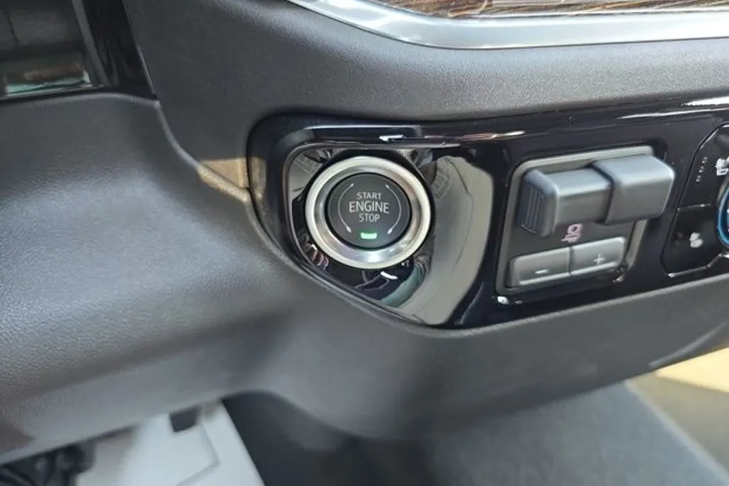 2025 Gmc Sierra 1500 Elevation photo 1
