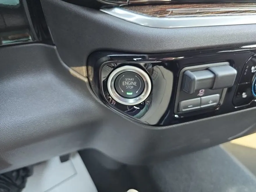 2025 Gmc Sierra 1500 Elevation photo 1