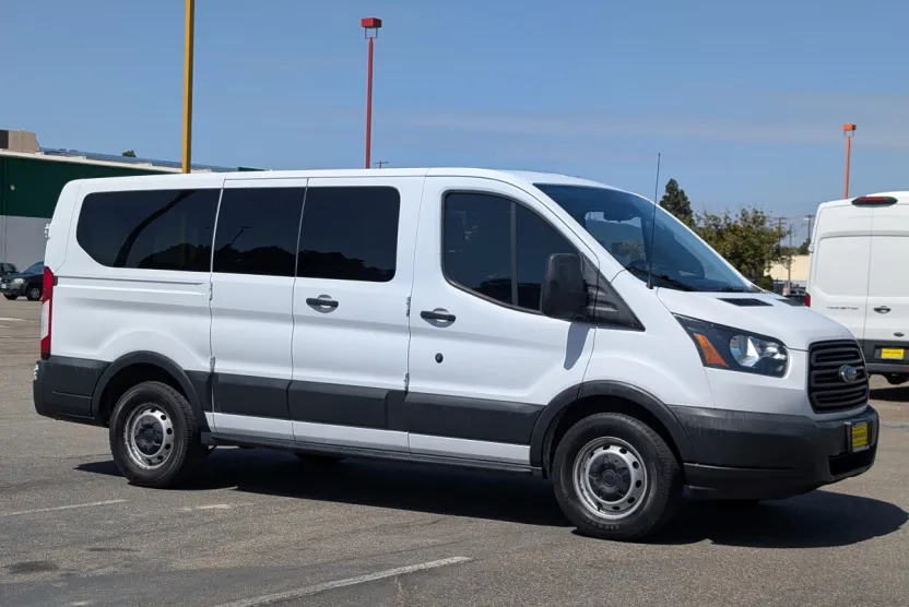2018 Ford Transit photo 1