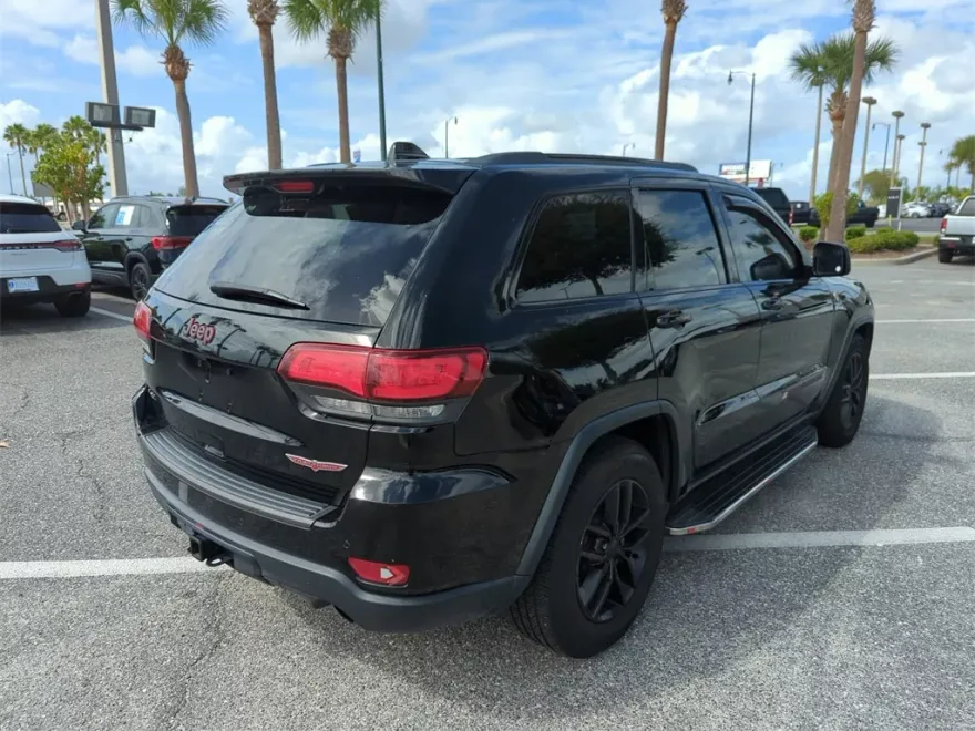 2021 Jeep Grand Cherokee Trailhawk photo 1
