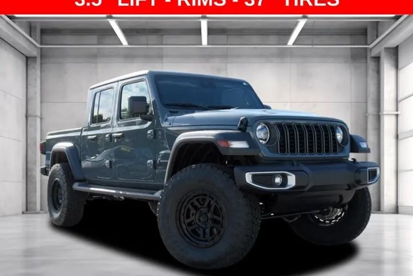 2025 Jeep Gladiator Sport S photo 1