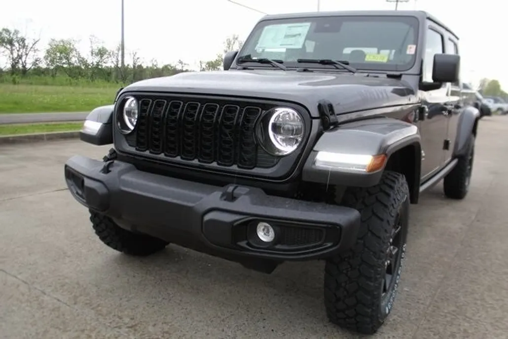 2025 Jeep Gladiator Willys photo 1