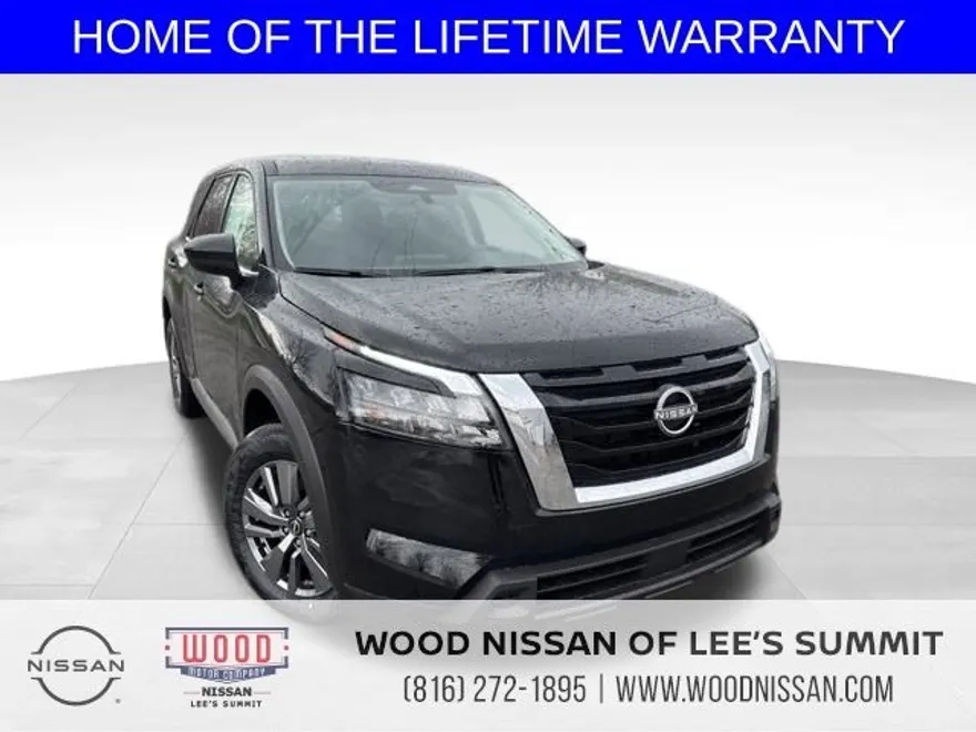 2025 Nissan Pathfinder S photo 1