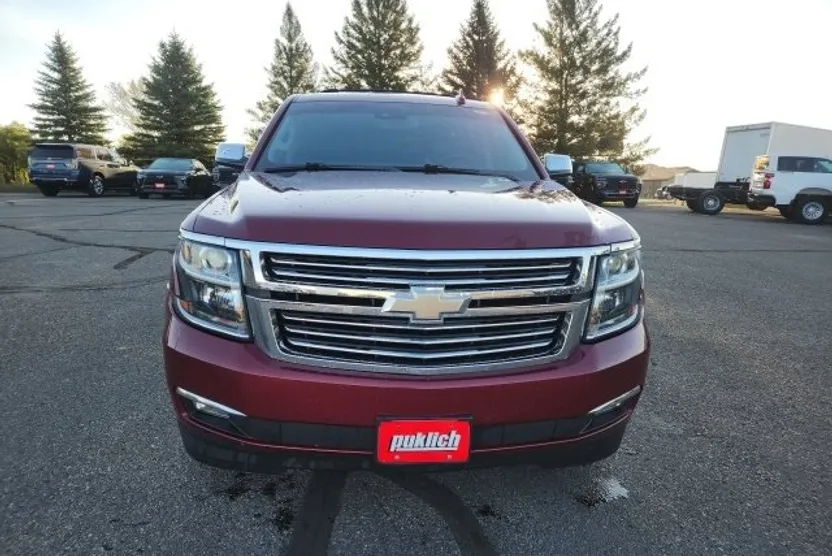2020 Chevrolet Suburban Premier photo 1