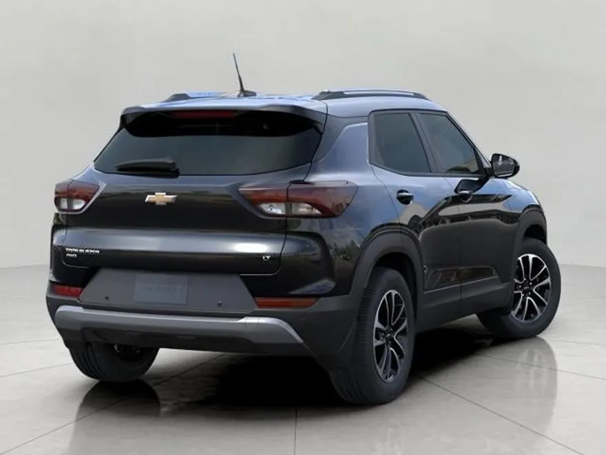 2026 Chevrolet Trailblazer LT photo 1