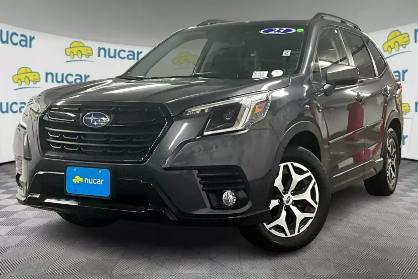 2023 Subaru Forester Premium photo 1