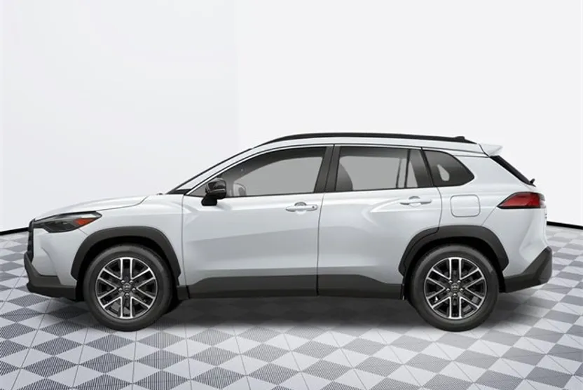 2026 Toyota Corolla Cross XLE photo 1