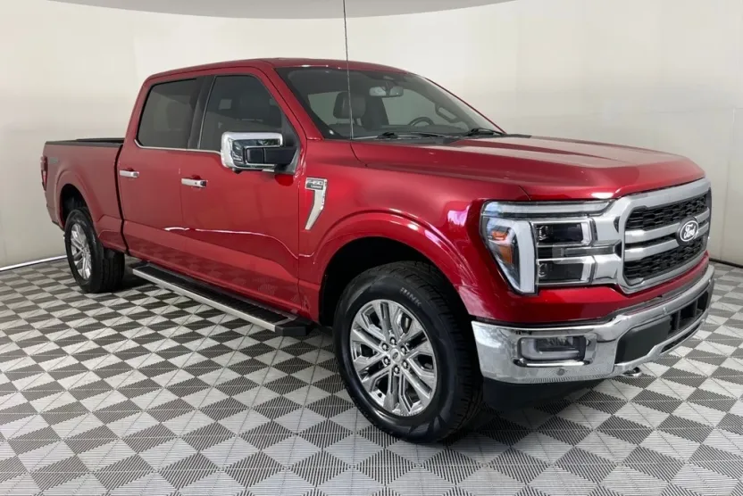 2024 Ford F-150 Lariat photo 1