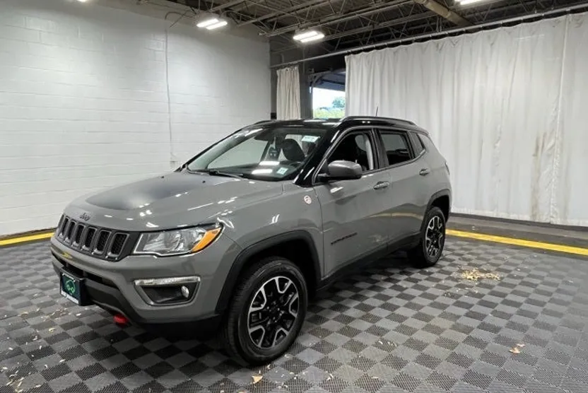 2019 Jeep Compass Trailhawk photo 1