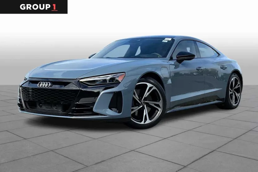 2022 Audi e-tron GT Prestige photo 1