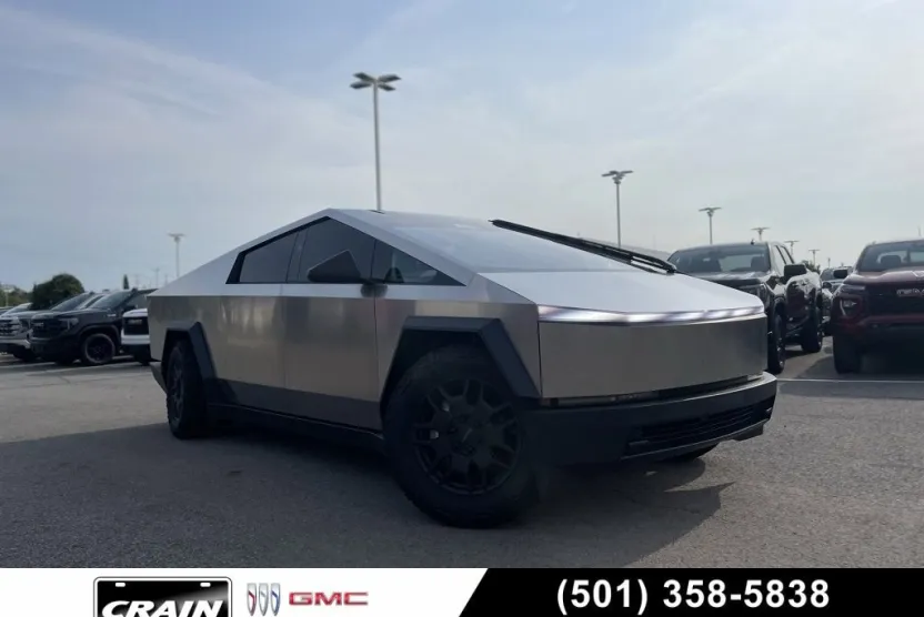 2024 Tesla Cybertruck All-Wheel Drive photo 1