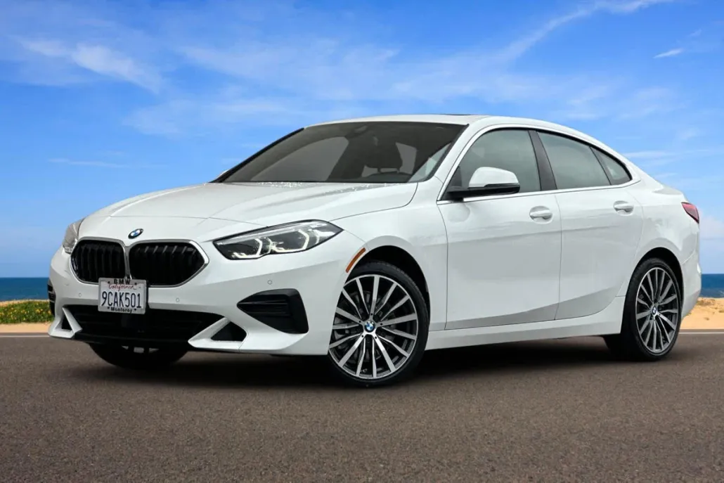 2022 Bmw 228i Coupe photo 1