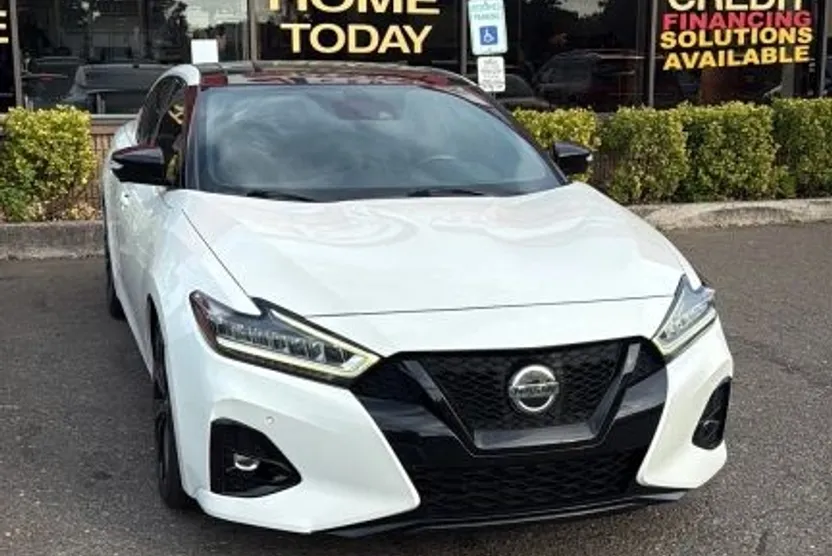 2021 Nissan Maxima SR photo 1