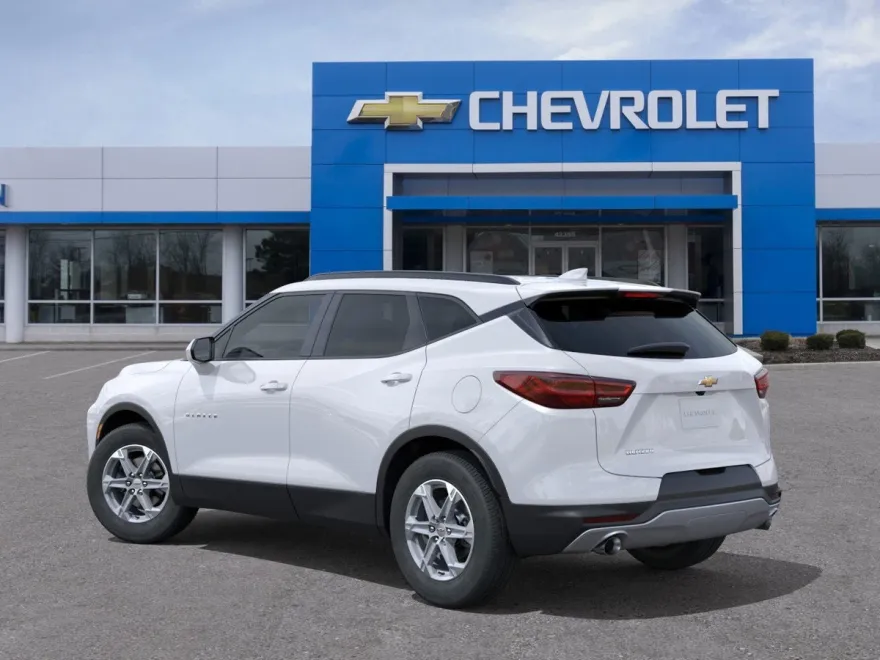 2025 Chevrolet Blazer 2LT photo 1