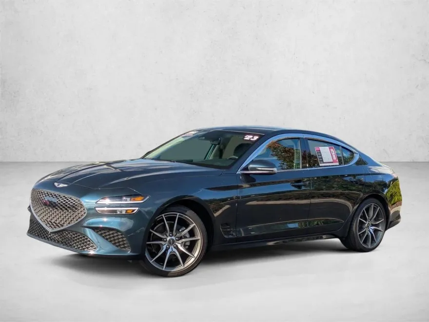 2023 Genesis G70 2.0T photo 1