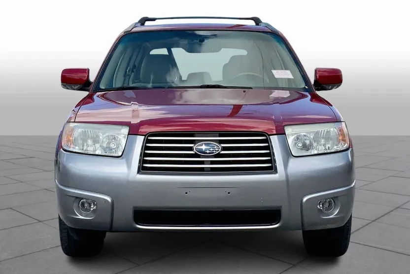2008 Subaru Forester X photo 1