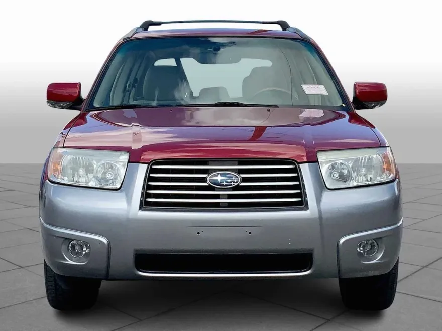2008 Subaru Forester X photo 1