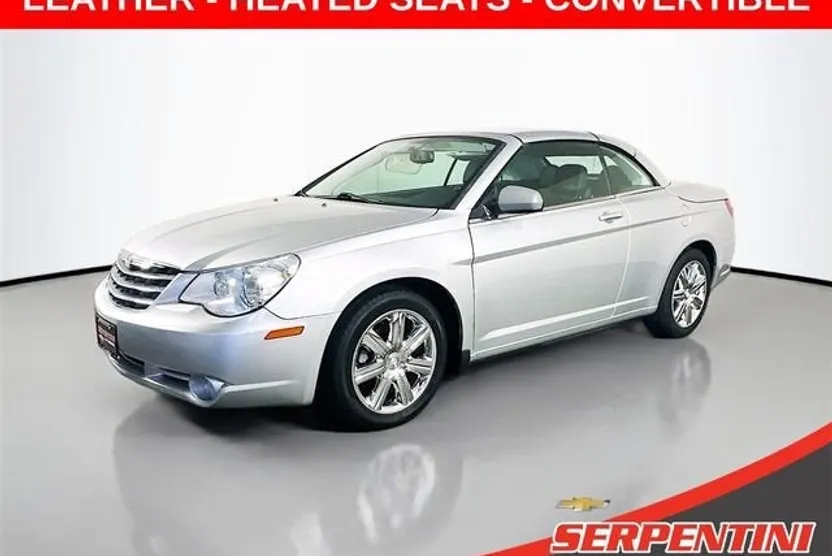 2010 Chrysler Sebring Limited photo 1