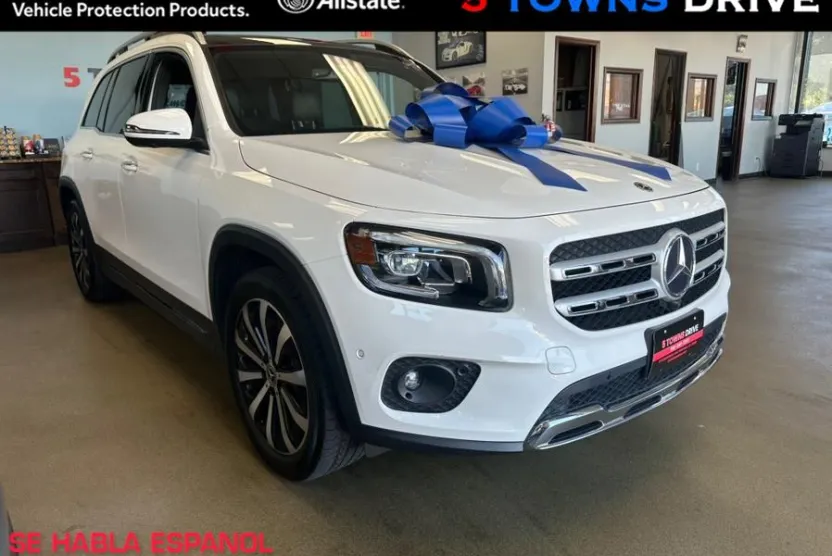 2020 Mercedes Benz GLB 250 4MATIC photo 1
