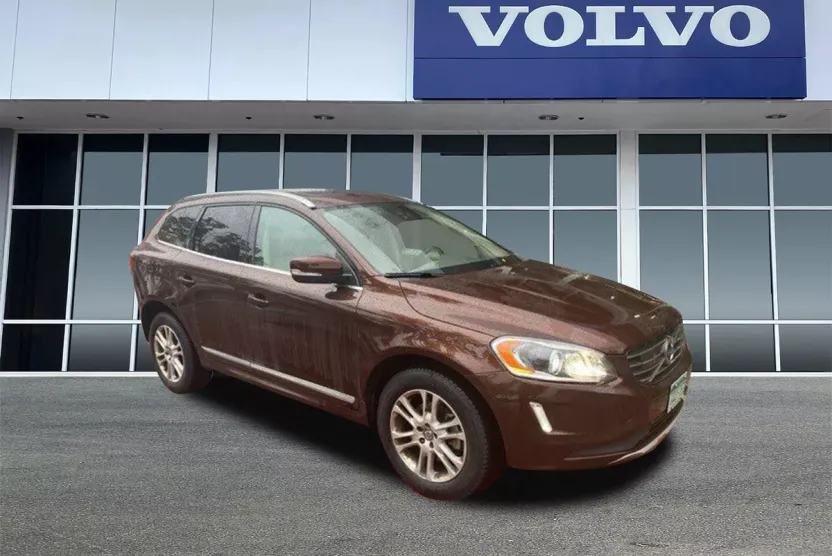 2016 Volvo XC60 T5 Platinum photo 1