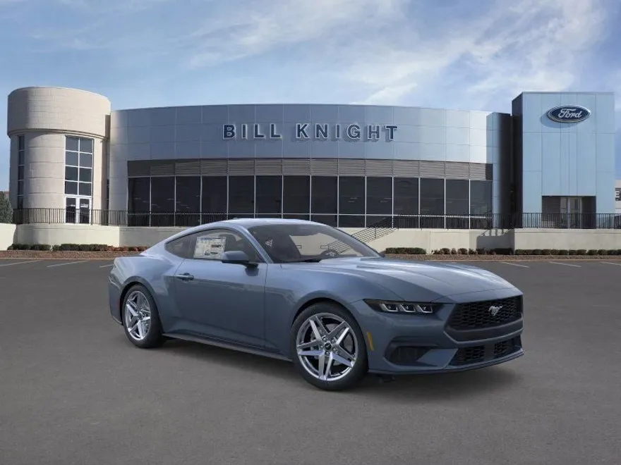 2025 Ford Mustang EcoBoost photo 1