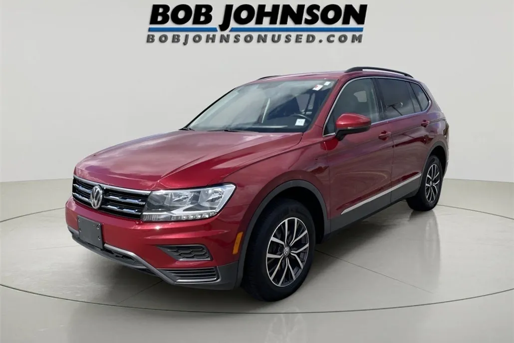 2020 Volkswagen Tiguan SE photo 1