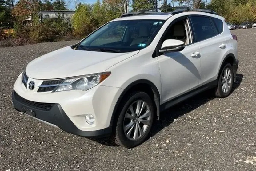 2014 Toyota RAV4 Limited photo 1