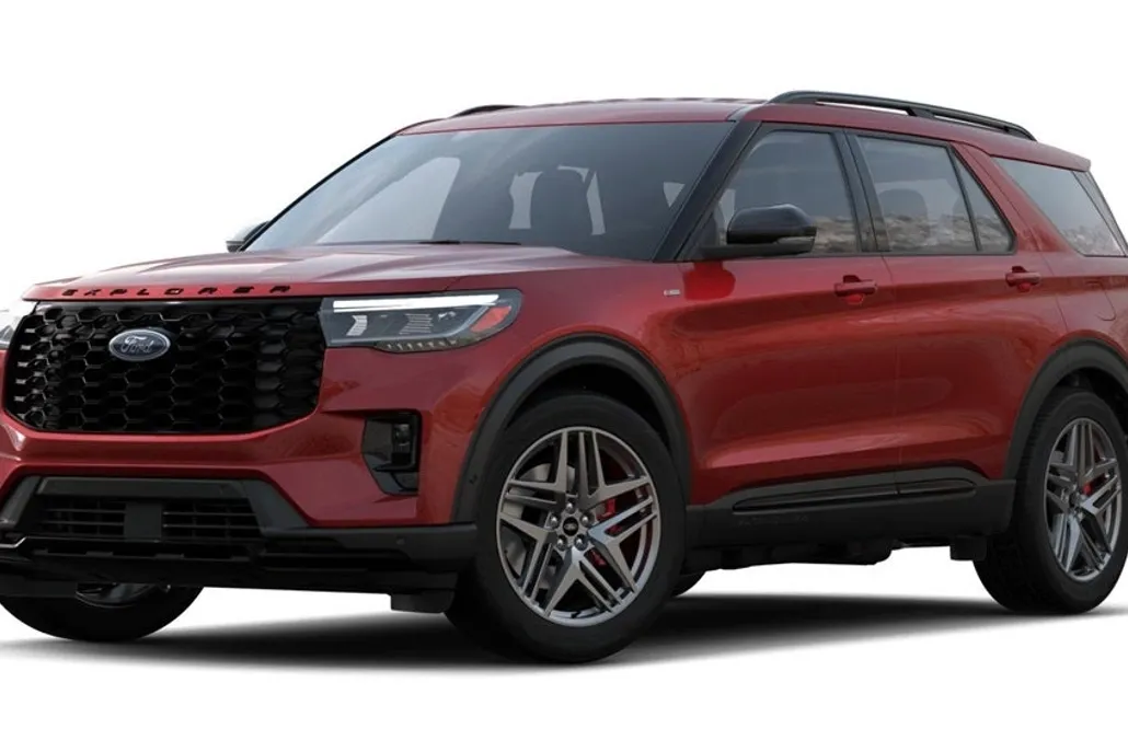 2025 Ford Explorer ST-Line photo 1