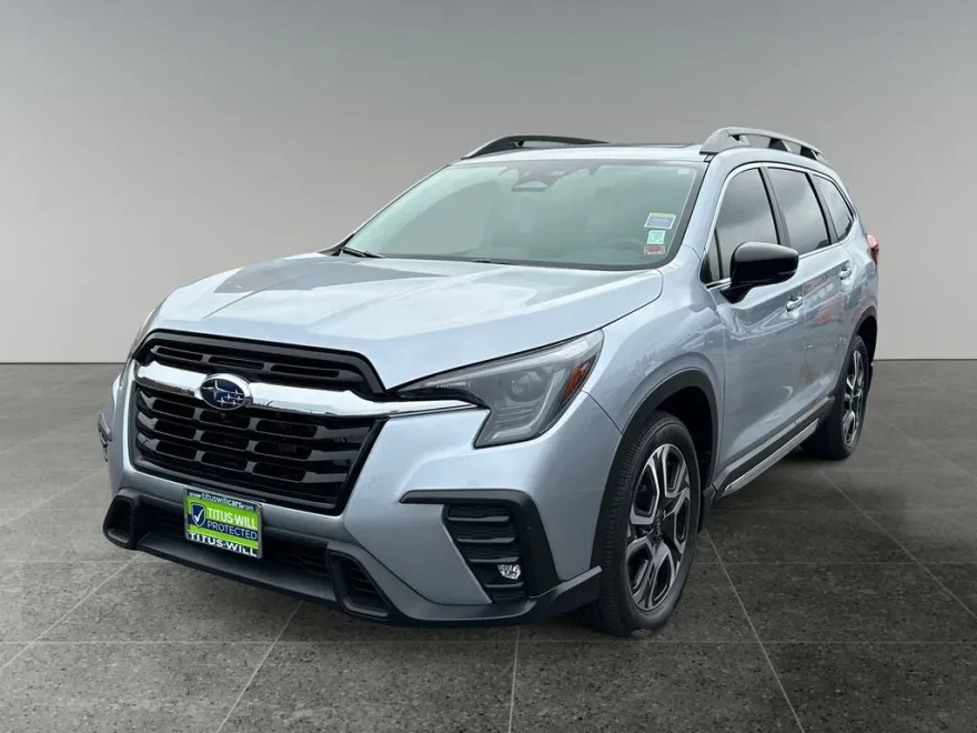 2024 Subaru Ascent Limited photo 1